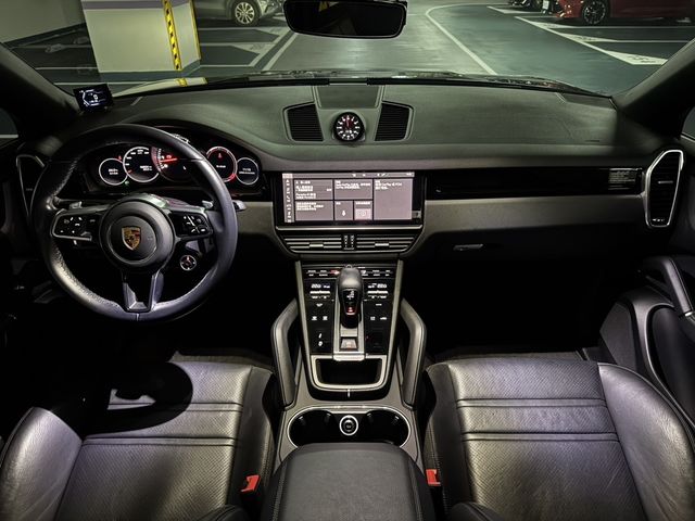 PORSCHE保時捷 CAYENNE  第16張相片