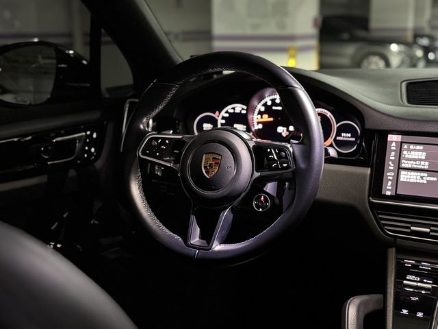 PORSCHE保時捷 CAYENNE  第17張相片