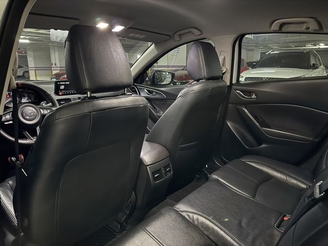 MAZDA馬自達 MAZDA 3  第4張相片
