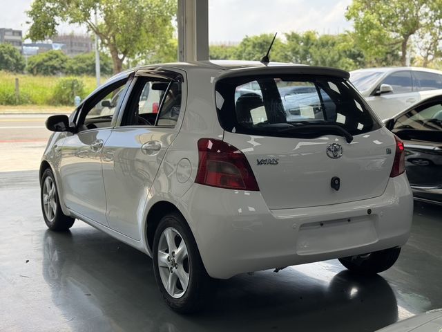TOYOTA豐田 YARIS  第2張相片