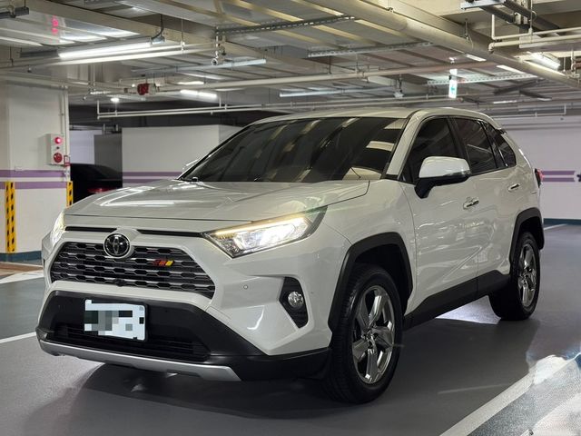 TOYOTA豐田 RAV4  第1張相片