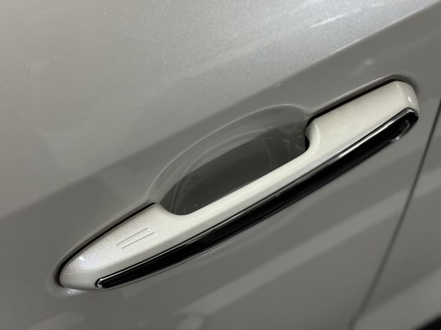 TOYOTA豐田 RAV4  第3張相片