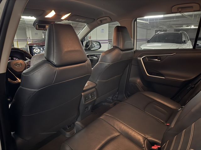 TOYOTA豐田 RAV4  第6張相片