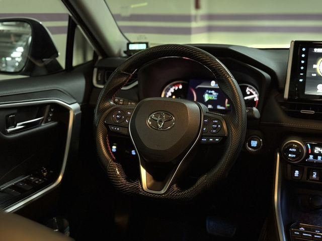 TOYOTA豐田 RAV4  第18張相片