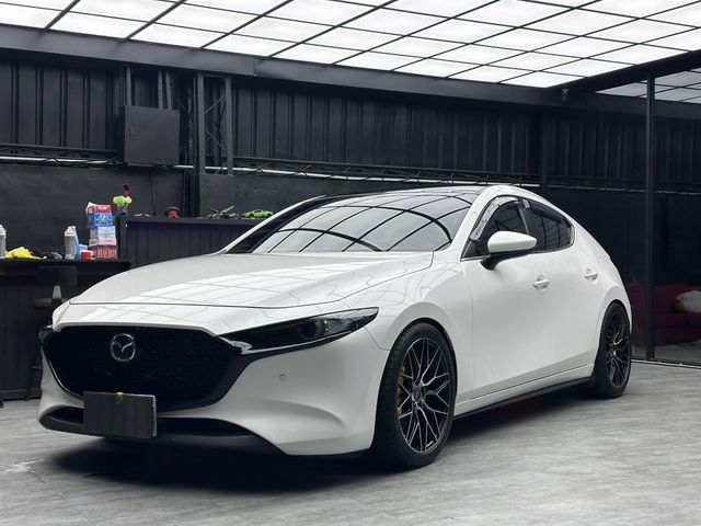 MAZDA馬自達 MAZDA 3  第2張相片