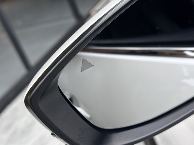 MAZDA馬自達 MAZDA 3  第11張相片