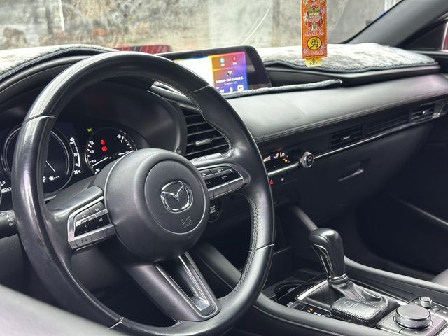 MAZDA馬自達 MAZDA 3  第12張相片