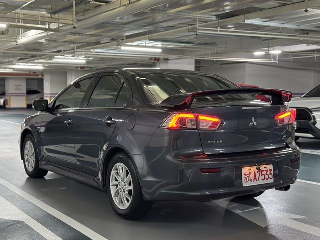 MITSUBISHI三菱 LANCER IO  第2張相片
