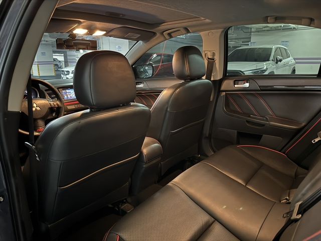 MITSUBISHI三菱 LANCER IO  第6張相片