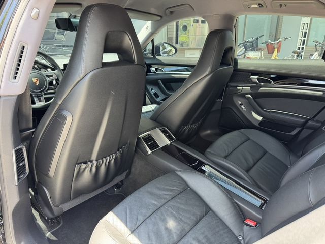 PORSCHE保時捷 PANAMERA  第5張相片