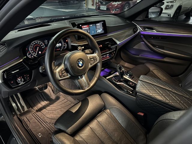 BMW寶馬 540I  第3張相片
