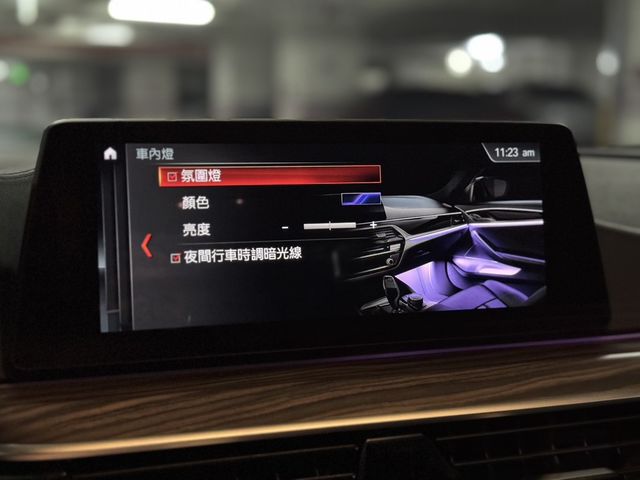 BMW寶馬 540I  第12張相片