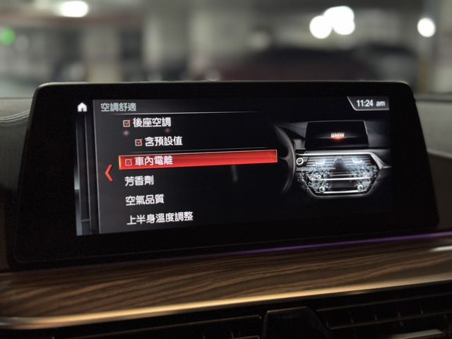 BMW寶馬 540I  第14張相片