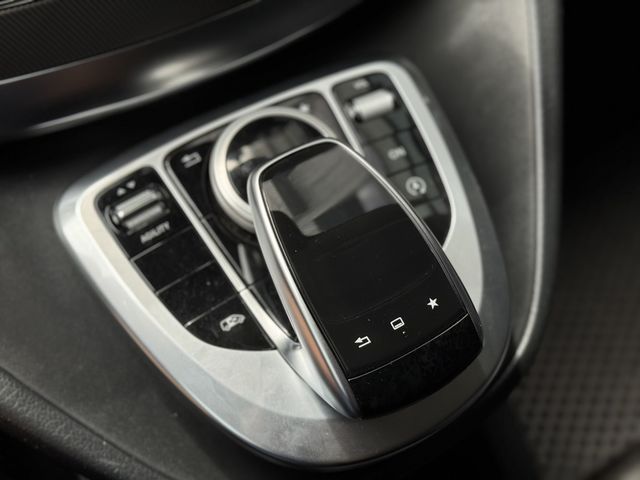 M-BENZ賓士 V250 D  第8張相片