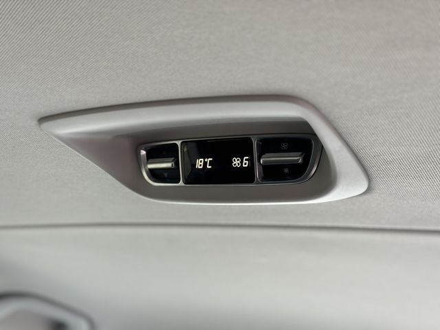 M-BENZ賓士 V250 D  第11張相片