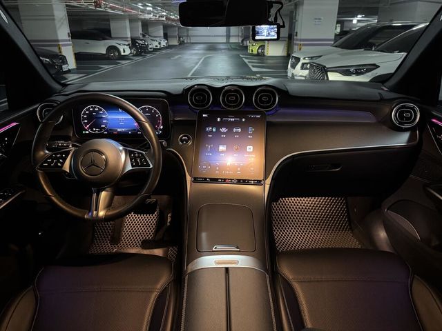 M-BENZ賓士 GLC300  第16張相片