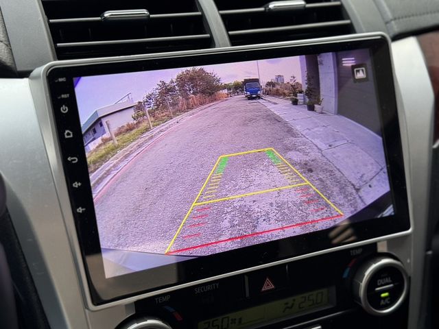 TOYOTA豐田 CAMRY  第9張相片