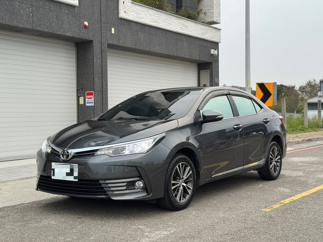 TOYOTA豐田 ALTIS  第1張相片