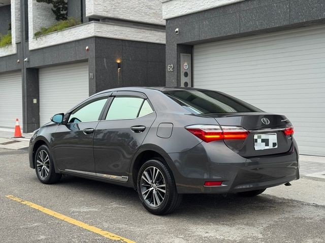 TOYOTA豐田 ALTIS  第2張相片