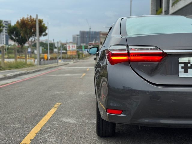 TOYOTA豐田 ALTIS  第3張相片