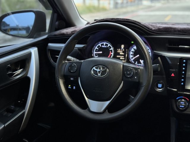 TOYOTA豐田 ALTIS  第16張相片