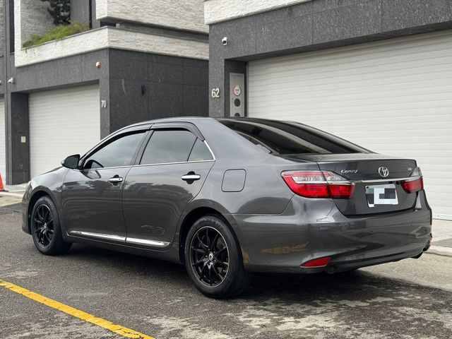 TOYOTA豐田 CAMRY  第2張相片