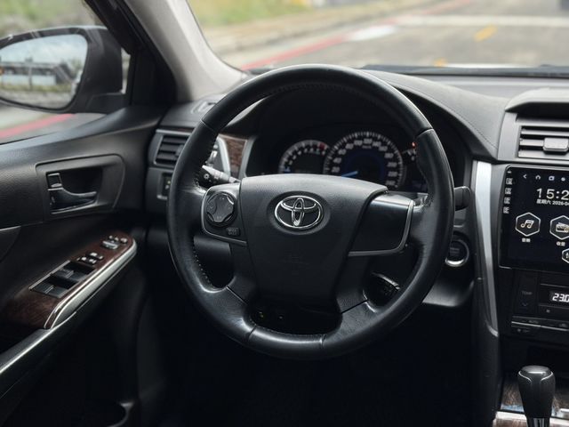 TOYOTA豐田 CAMRY  第15張相片