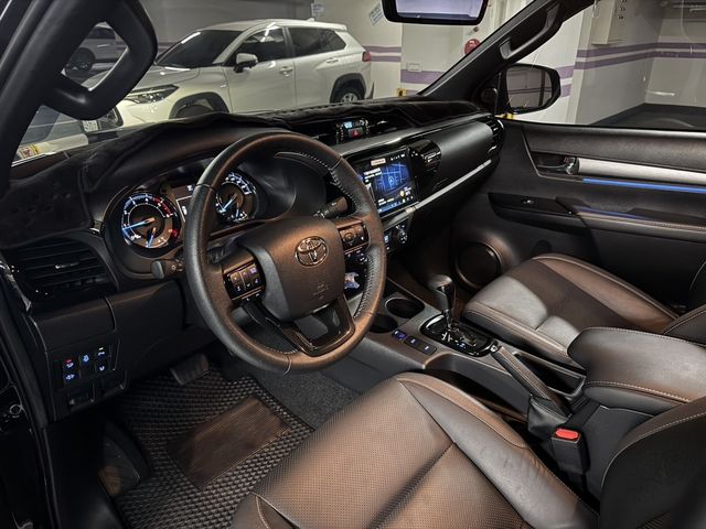 TOYOTA豐田 HILUX  第4張相片