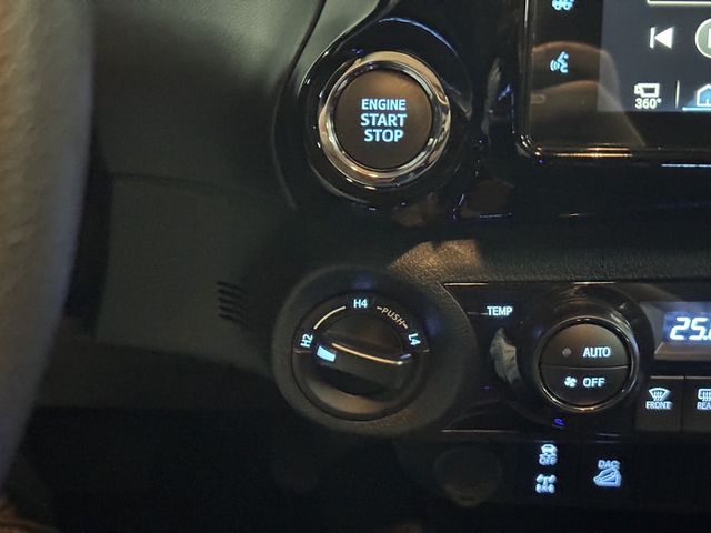 TOYOTA豐田 HILUX  第10張相片