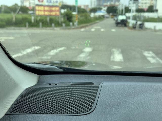 TOYOTA豐田 RAV4  第18張相片