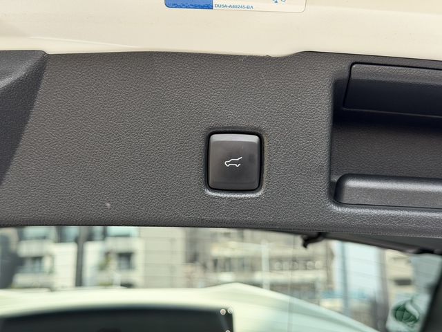 FORD福特 KUGA  第20張相片