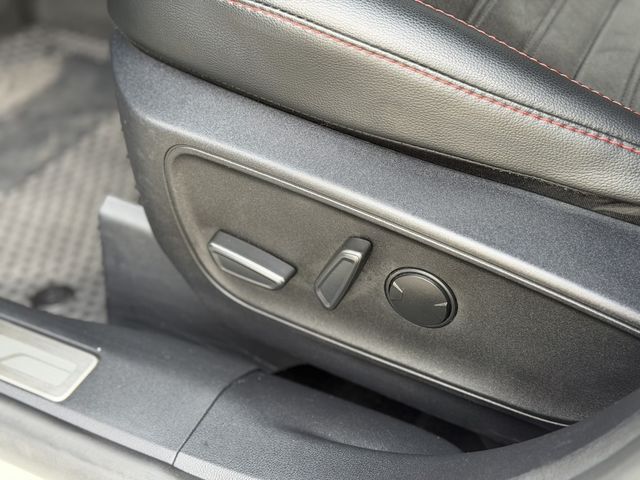 FORD福特 KUGA  第7張相片