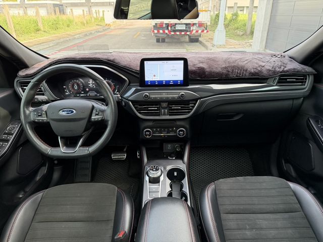FORD福特 KUGA  第16張相片
