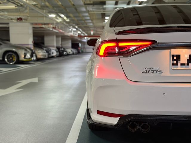 TOYOTA豐田 ALTIS  第3張相片