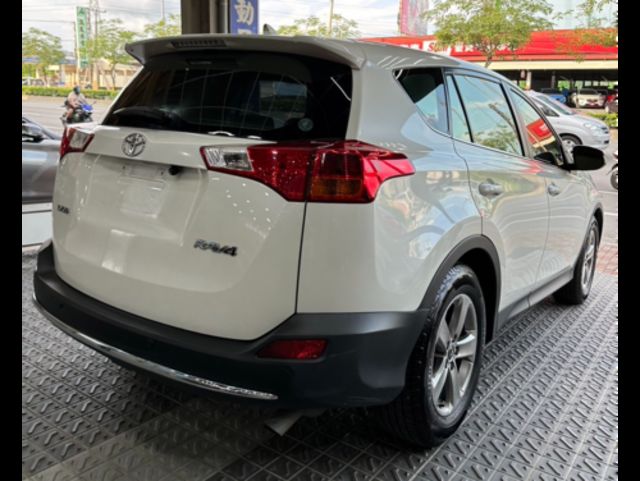 TOYOTA豐田 RAV4  第2張相片
