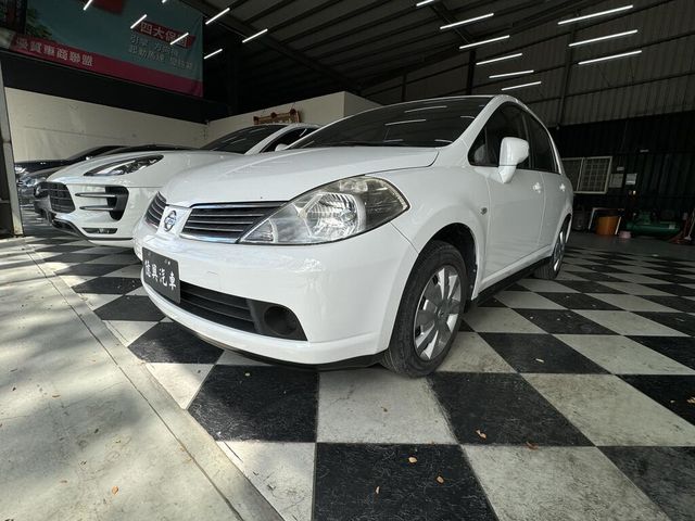 NISSAN日產 TIIDA  第2張相片