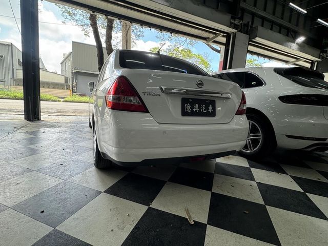 NISSAN日產 TIIDA  第4張相片