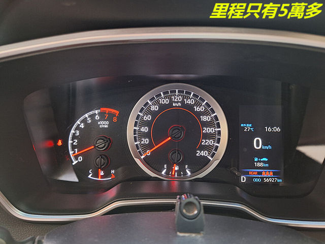 TOYOTA豐田 ALTIS  第5張相片