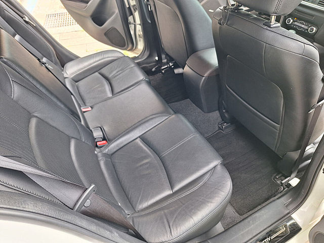 MAZDA馬自達 MAZDA 3  第8張相片