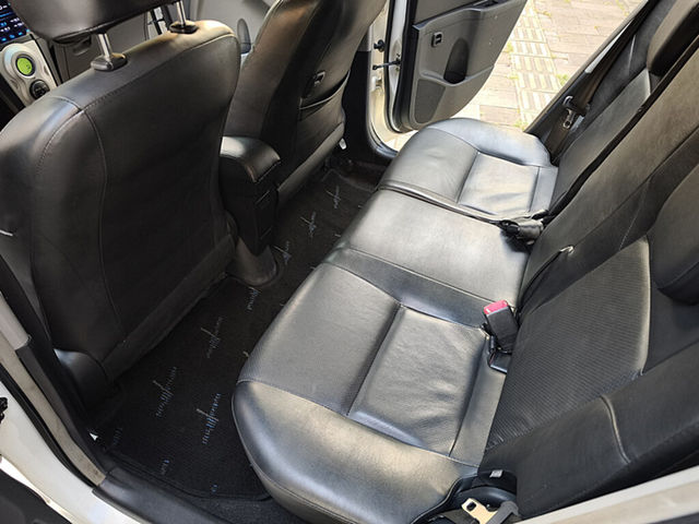 TOYOTA豐田 YARIS  第7張相片