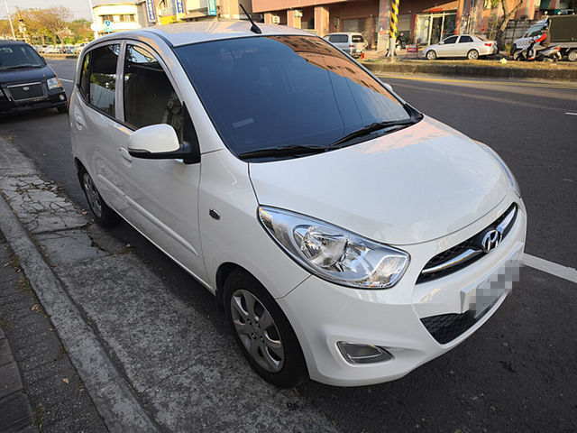 HYUNDAI現代 I10  第2張相片