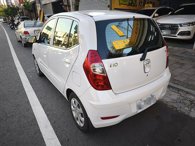 HYUNDAI現代 I10  第3張相片