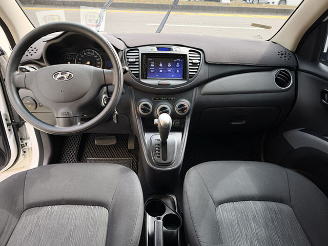 HYUNDAI現代 I10  第6張相片