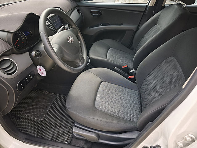 HYUNDAI現代 I10  第7張相片