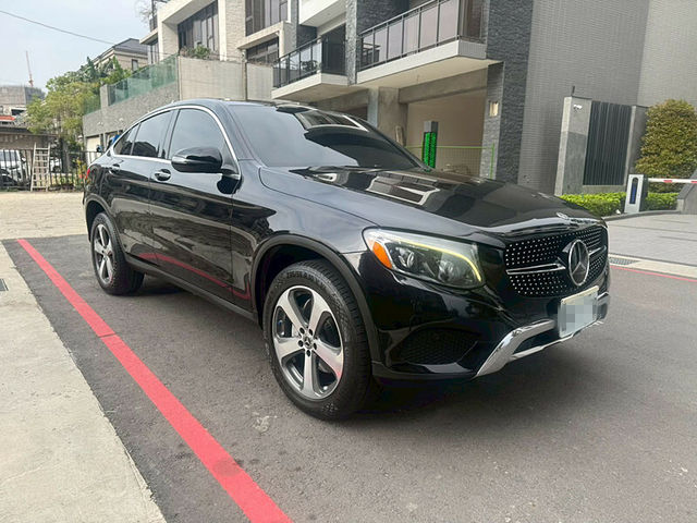 M-BENZ賓士 GLC300  第2張相片