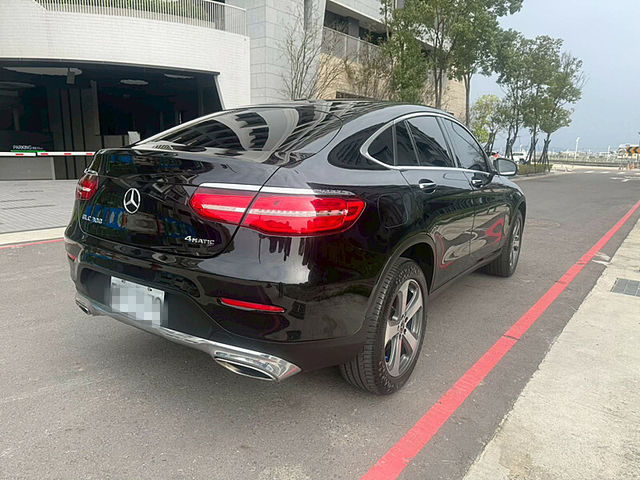 M-BENZ賓士 GLC300  第3張相片
