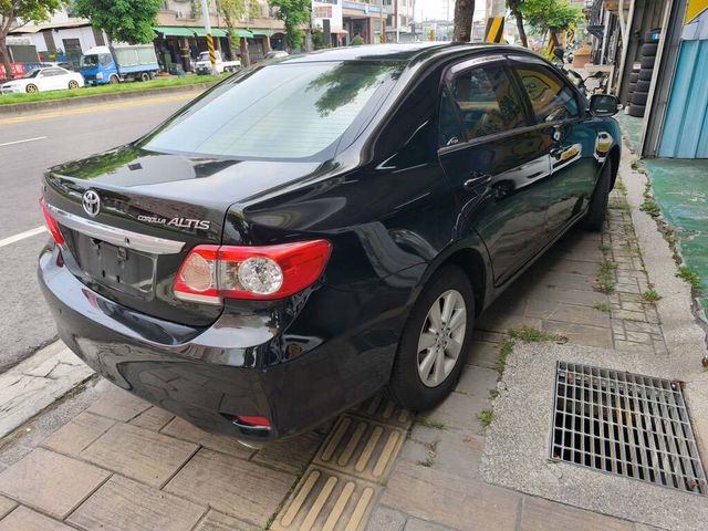 TOYOTA豐田 ALTIS  第4張相片