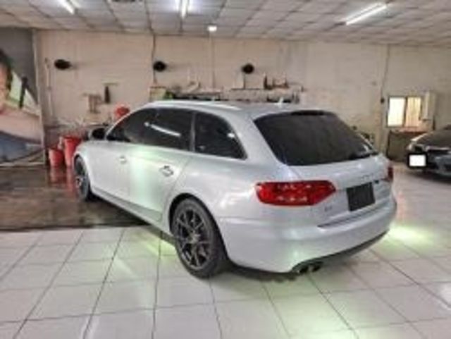 AUDI奧迪 A4 AVANT  第2張相片