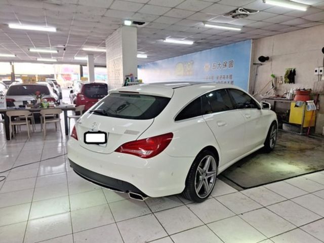 M-BENZ賓士 CLA200  第2張相片