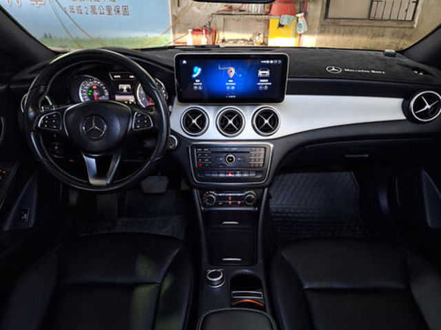 M-BENZ賓士 CLA200  第5張相片